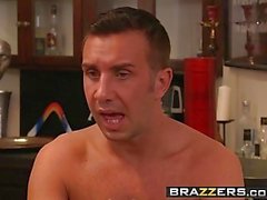 Brazzers - Milfs Like it Big - McKenzie Lee and Keiran Lee -