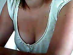 Mature montre ses seins Gigi live on 720camscom