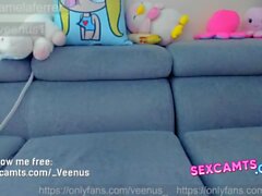 Hung TS Veenus cumshot webcam part 1