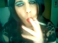 Amy Beautifull Smoke Godess